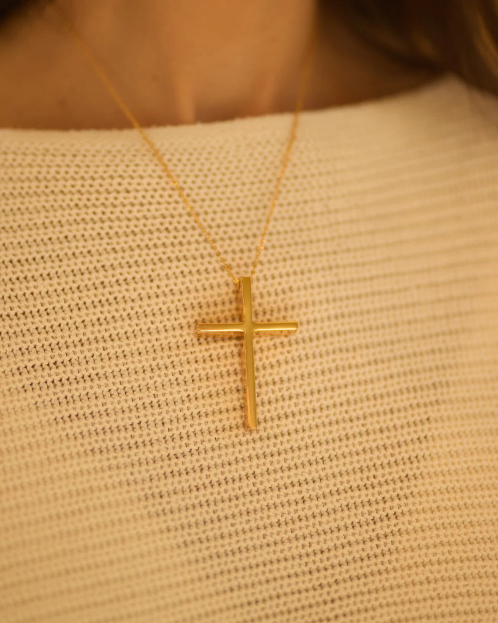 LA CRUZ NECKLACE