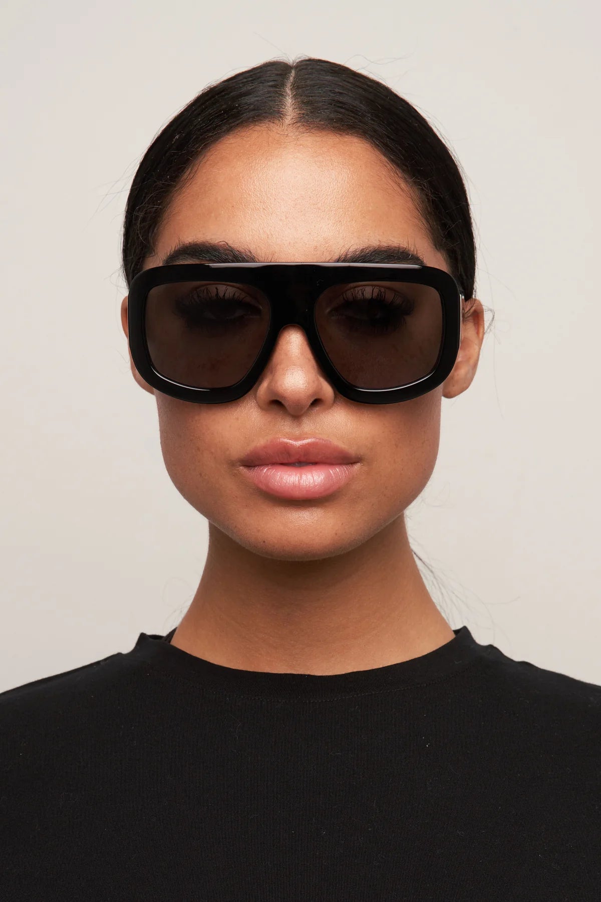 VAIL BLACK