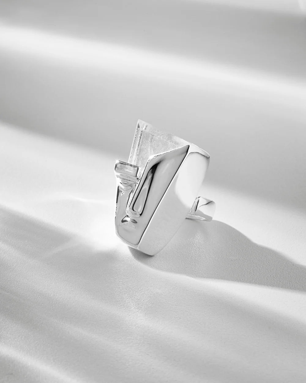 FACE RING