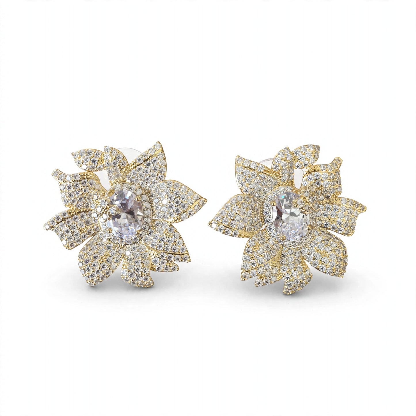 ARETES DE FLOR BRILLANTE