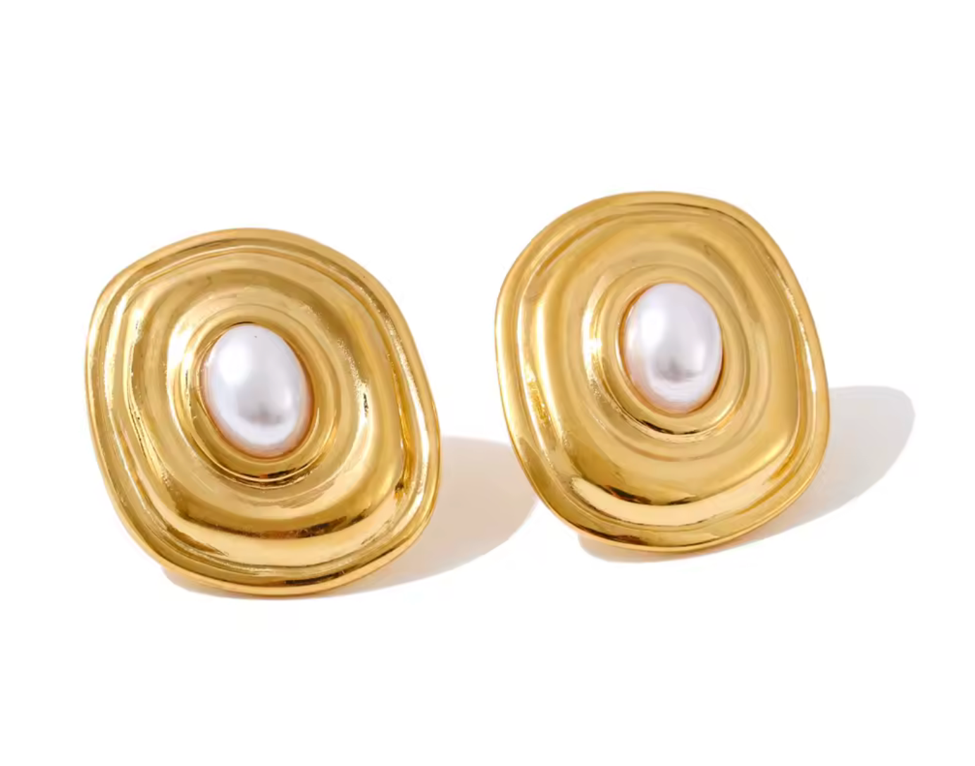 PEARL SQUARE STUDS