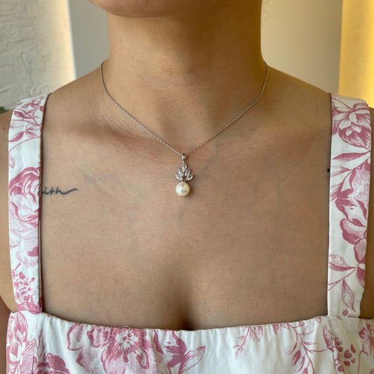 CADENA PLATEADO CON PERLA