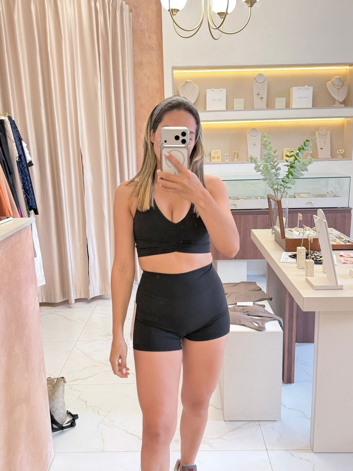 SET DEPORTIVO NEGRO