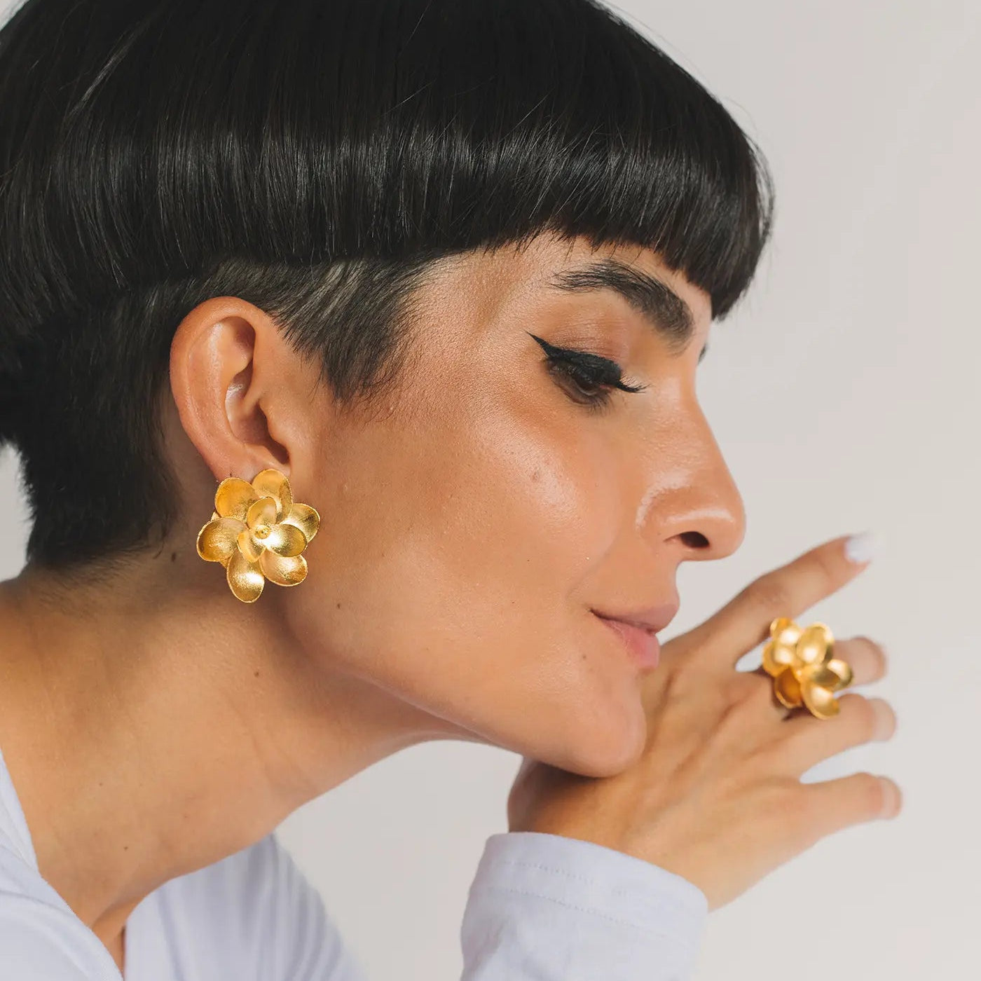 OLIVE EARRINGS