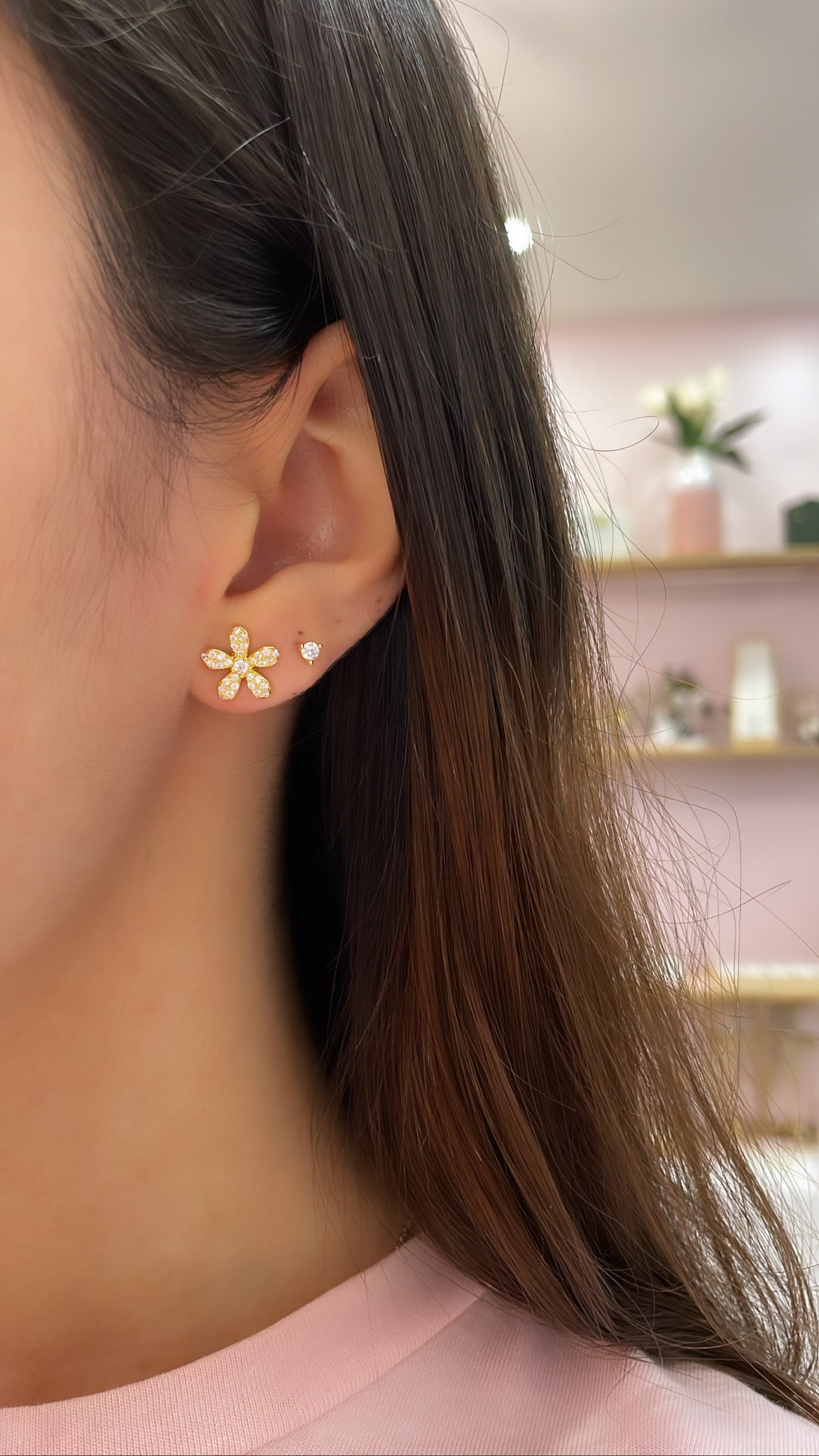 FLOWER GOLD STUD